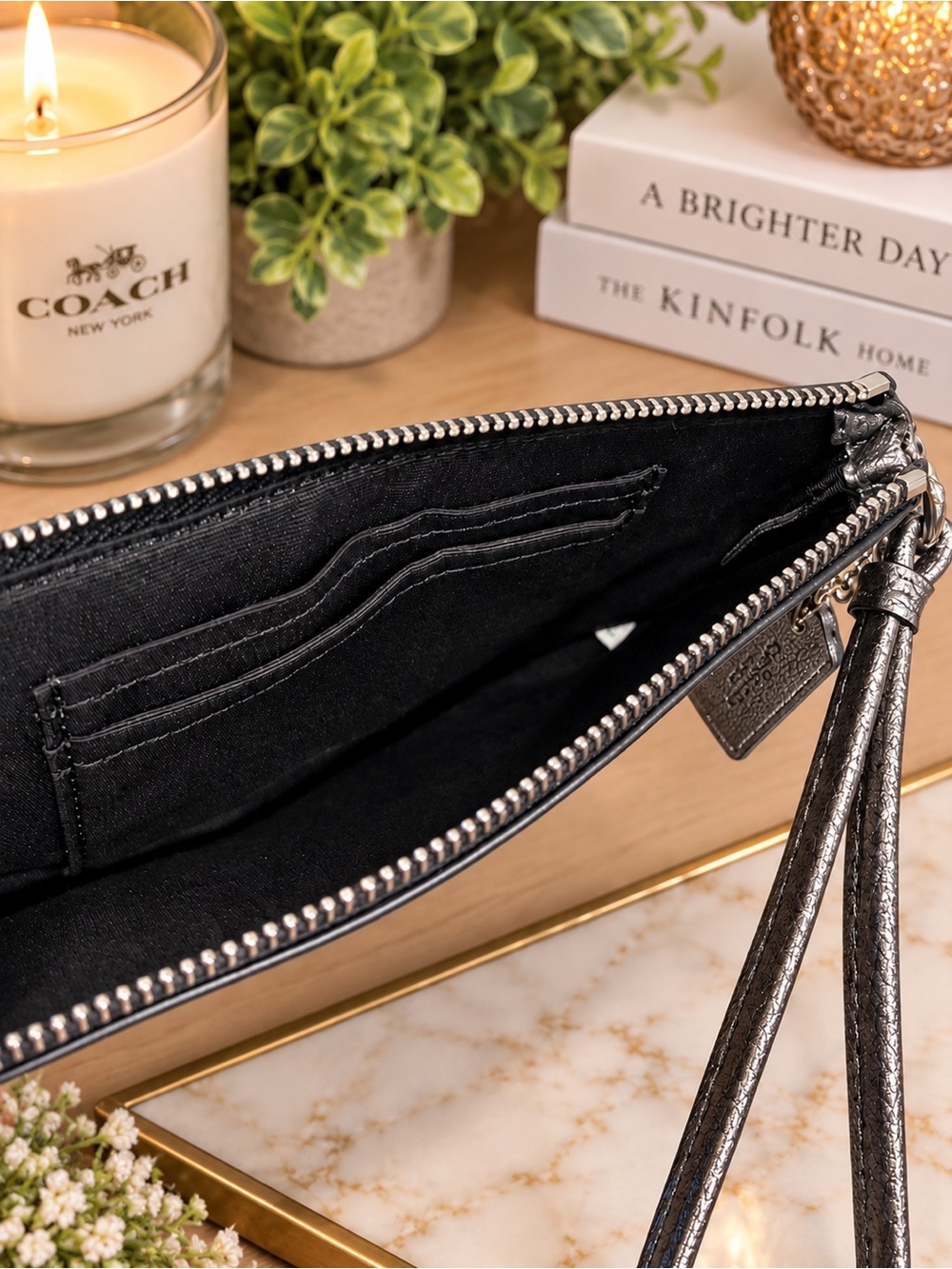 Coach Gunmetal Crossgrain Leather Corner Zip Wristlet EUC - Picture 3 of 4